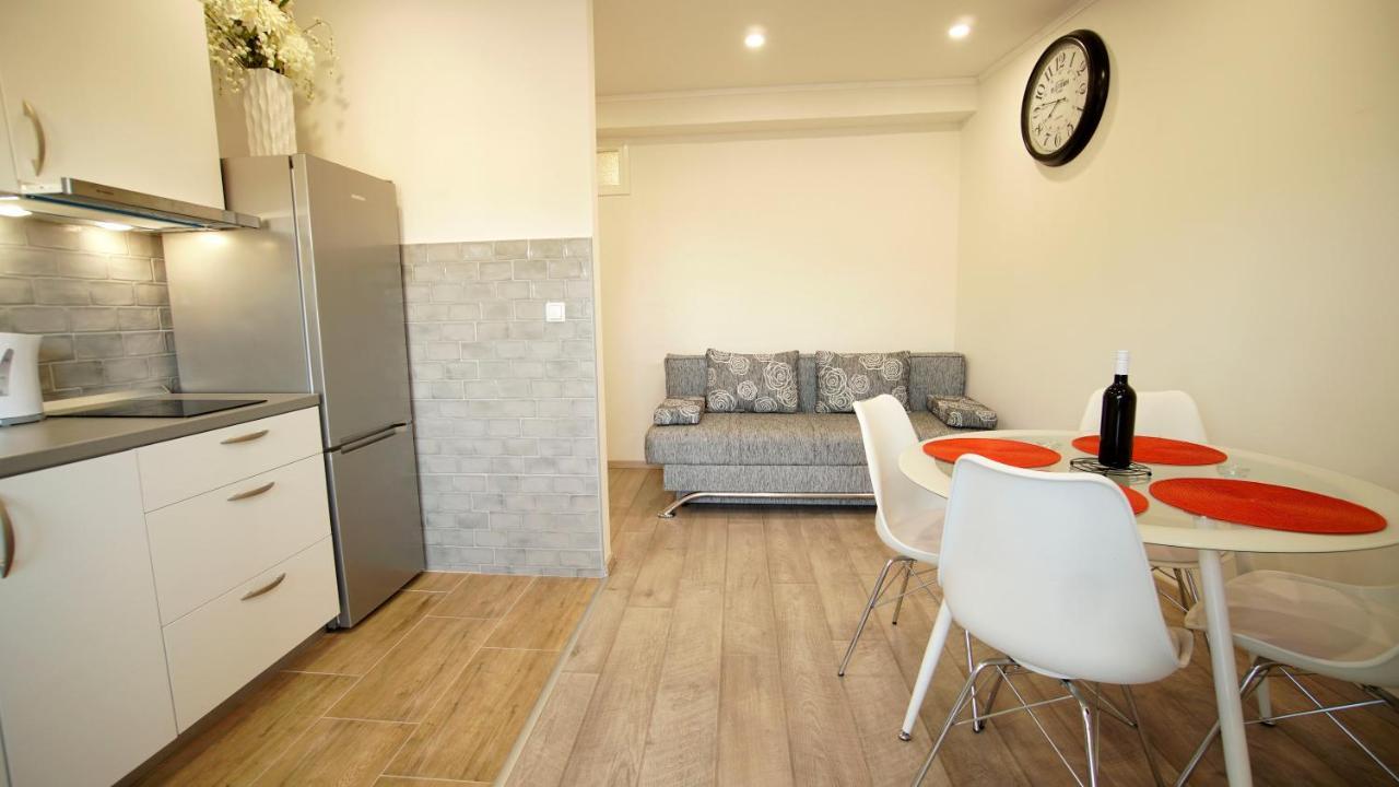 Apartment Caramela Nin Exterior foto